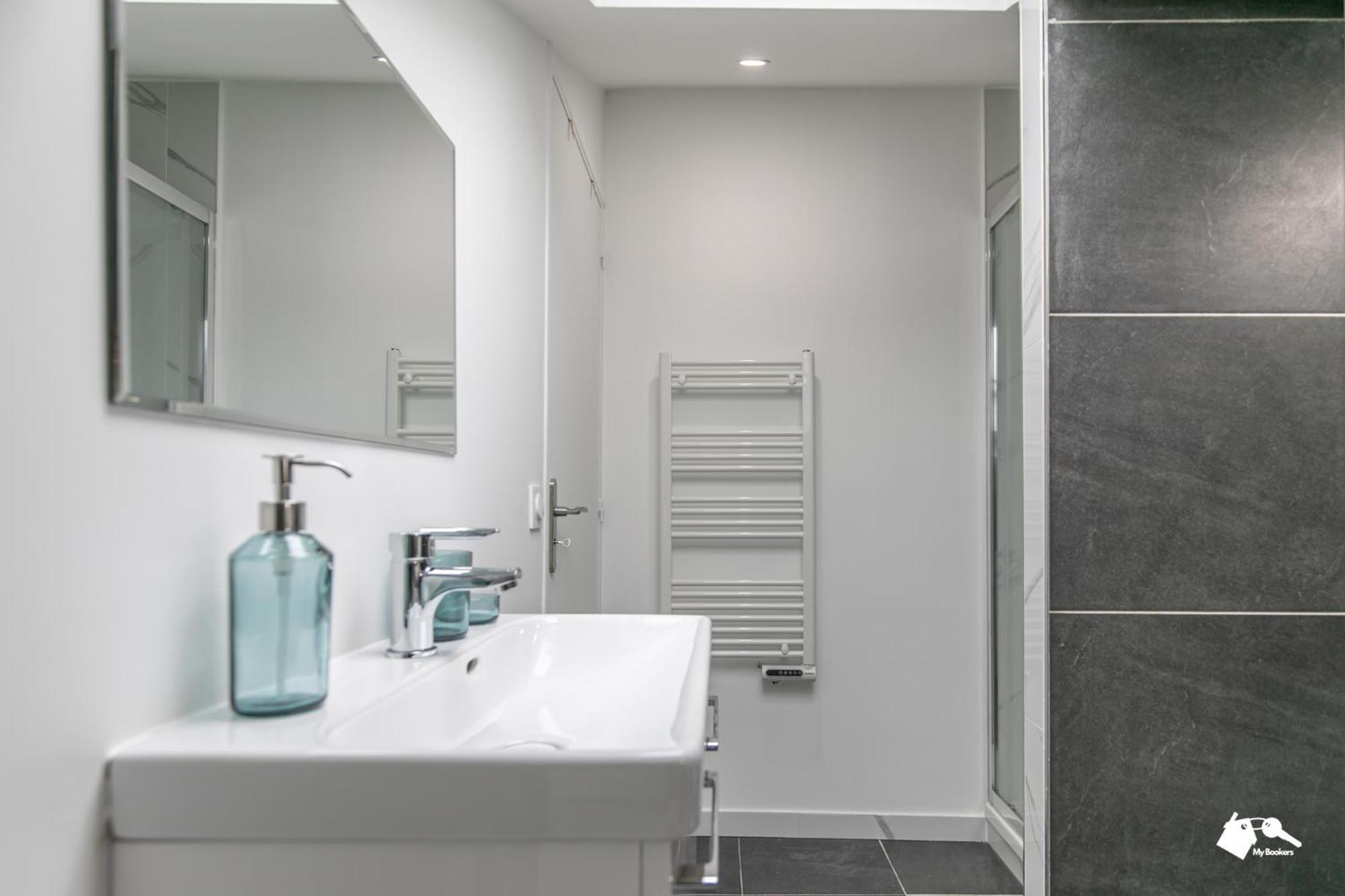 Mba Splendide Appart - Le Raincy Rer Banlieue Paris Apartamento Exterior foto
